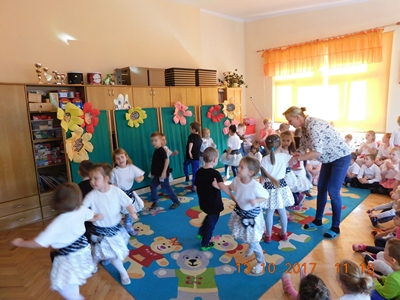 2017-10-13 Dzień Edukacji Narodowej / Image016.jpg