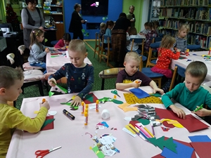 2017-12-27 Kotki z wizytą w bibliotece / Image014.jpg