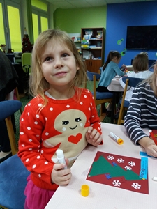 2017-12-27 Kotki z wizytą w bibliotece / Image025.jpg