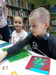 2017-12-27 Kotki z wizytą w bibliotece / Image026.jpg