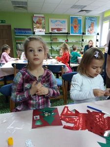 2017-12-27 Kotki z wizytą w bibliotece / Image031.jpg